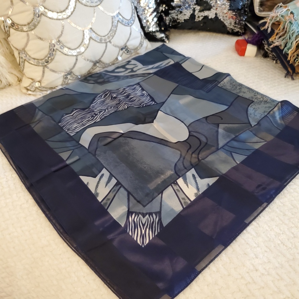 🆕Picasso Scarf - Picture 2 of 3